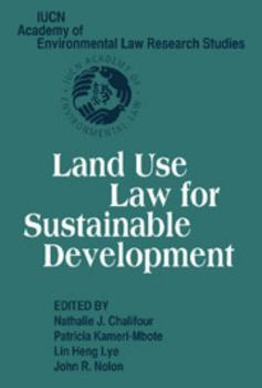 Paperback Land Use Law for Sustainable Development Book