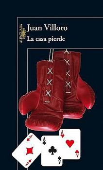 Paperback La casa pierde [Spanish] Book