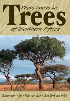 Paperback Photo Guide to Trees of Southern Africa Book
