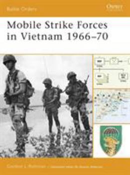 Paperback Mobile Strike Forces in Vietnam 1966-70 Book