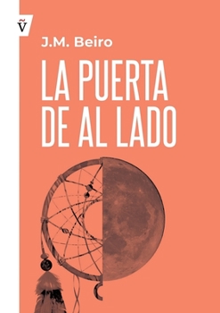 Paperback La puerta de al lado [Spanish] Book