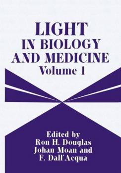 Paperback Light in Biology and Medicine: Volume 1 Book
