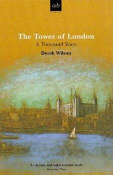 Paperback Tower of London Book