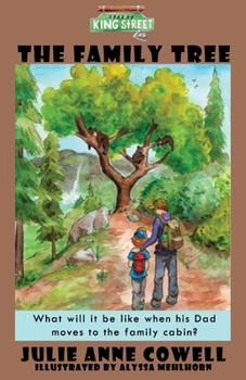 Paperback The Family Tree Book