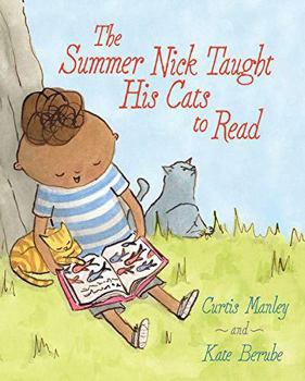 Paperback The Summer Nick Taught His Cats to Read Book