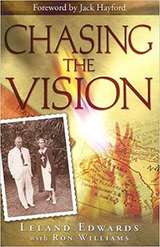 Paperback Chasing the Vision Book
