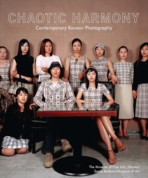 Paperback Chaotic Harmony: Contemporary Korean Photography Book