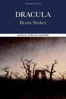 Paperback Dracula Book
