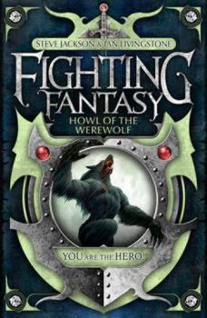 Paperback Howl of the Werewolf (Fighting Fantasy) Book