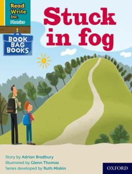 Paperback Read Write Inc. Phonics: Stuck in fog (Yellow Set 5 Book Bag Book 3) Book