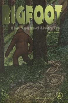 Paperback Bigfoot: The Legend Lives on Book