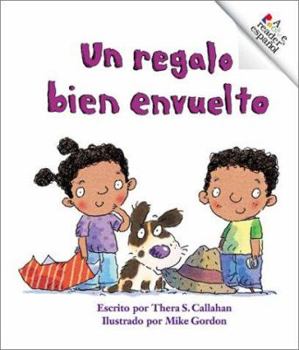 Library Binding Un Regalo Bien Envuelto [Spanish] Book