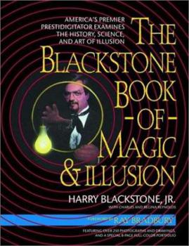 Paperback The Blackstone Book of Magic & Illusion Book