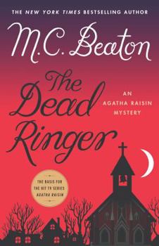 Hardcover The Dead Ringer: An Agatha Raisin Mystery Book