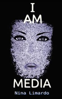 Paperback I Am Media Book