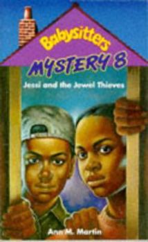 Paperback Jessi and the Jewel Thieves (Babysitters Club Mysteries) Book