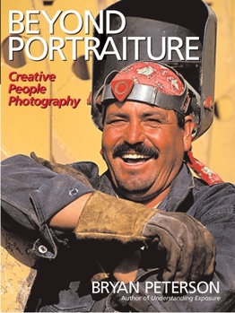Paperback Beyond Portraiture: Creative People Photography Book