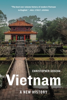 Paperback Vietnam: A New History Book