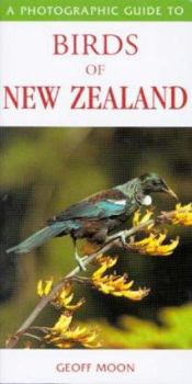 Paperback Photographic Guide to Birds of New Zealand Book