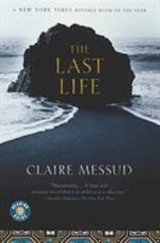Paperback The Last Life Book