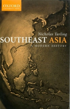 Paperback Southeast Asia: A Modern History Book