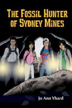 Paperback Fossil Hunter of Sydney Mines Book