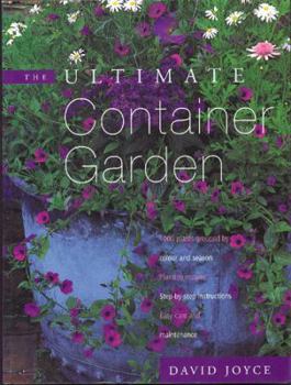 Paperback The Ultimate Container Garden Book