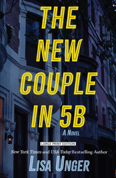 Paperback The New Couple in 5b [Large Print] Book