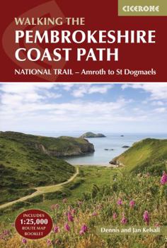 Paperback The Pembrokeshire Coast Path: National Trail - Amroth to St Dogmaels Book