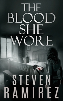 Paperback The Blood She Wore: A Sarah Greene Supernatural Mystery Book