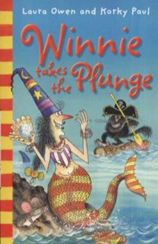 Paperback Winnie Takes the Plunge. Laura Owen and Korky Paul Book