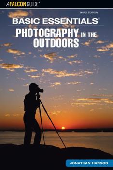 Paperback Basic Essentials(r) Photography in the Outdoors Book
