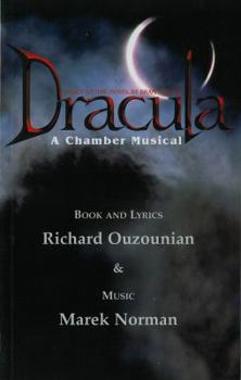 Paperback Dracula Book