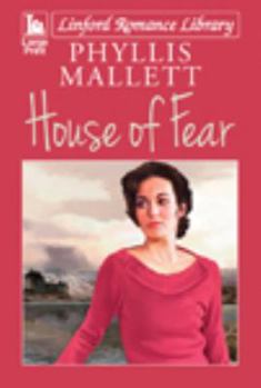 Paperback House of Fear [Large Print] Book