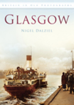 Paperback Glasgow in Old Photographs Book