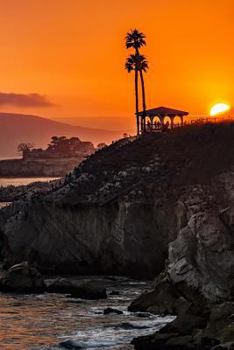 Paperback California Journal: Pismo Beach Sunset Notebook: 150 Page Lined Notebook: Californian Vacation Travel Blank Writing Gifts Book