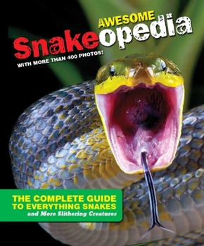 Paperback Discovery Snakeopedia: The Complete Guide to Everything Snakes Book