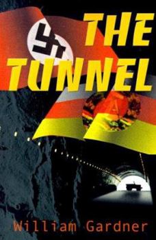 Paperback The Tunnel Book