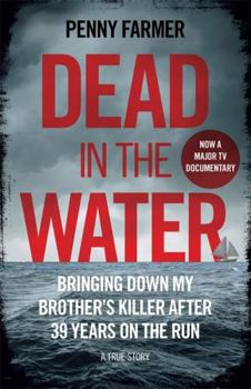 Paperback Dead In The Water Book