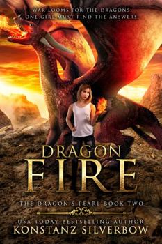 Paperback Dragon Fire (The Dragon's Pearl) Book