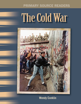 Paperback The Cold War Book