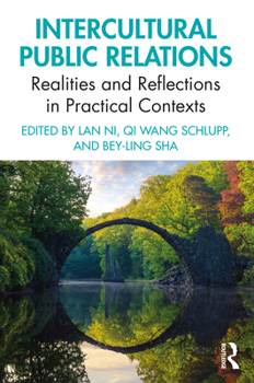 Paperback Intercultural Public Relations: Realities and Reflections in Practical Contexts Book
