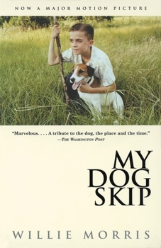 Paperback My Dog Skip Book