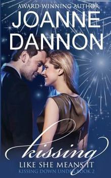 Paperback Kissing like she means it Book
