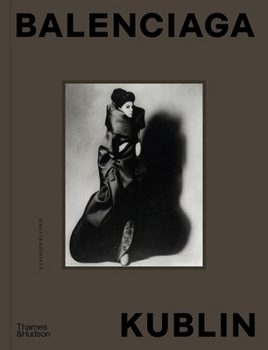 Hardcover Balenciaga - Kublin: A Fashion Record Book