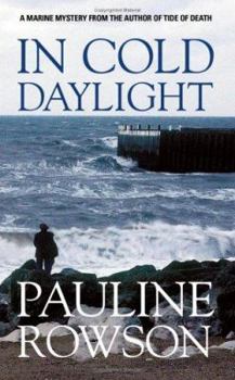 Paperback In Cold Daylight. Pauline Rowson Book