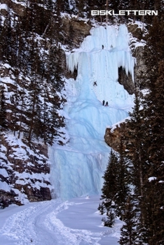 EISKLETTERN PUNKTRASTER NOTIZBUCH: 6x9 Zoll (ähnlich A5 Format) Tagebuch mit gepunkteten Seiten cremefarbenen Papier Schnee Eis Kletterer Cover ... für Winter Steiger (German Edition)