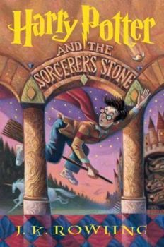 Paperback Harry Potter and the Sorcerer's Stone Book