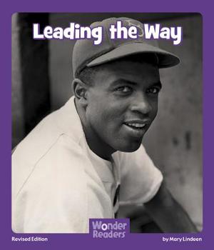 Paperback Leading the Way Book