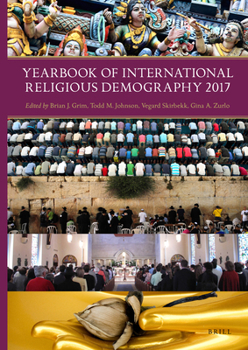 Paperback Yearbook of International Religious Demography 2017 Book